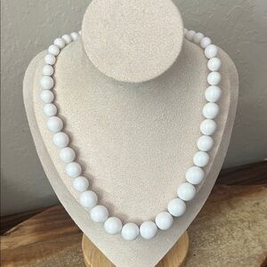 Classic White Acrylic Beaded Necklace